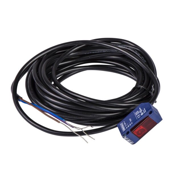 XUM0AKSAL2T, SENSOR FOTOELECTRICO TIPO BARRERA EMISOR, ALC. 15MT, 3 HILOS, 12-24VDC, CABLE 2MT, IP67 P/ XUM0APSAL2 – XUM0AKSAL2T